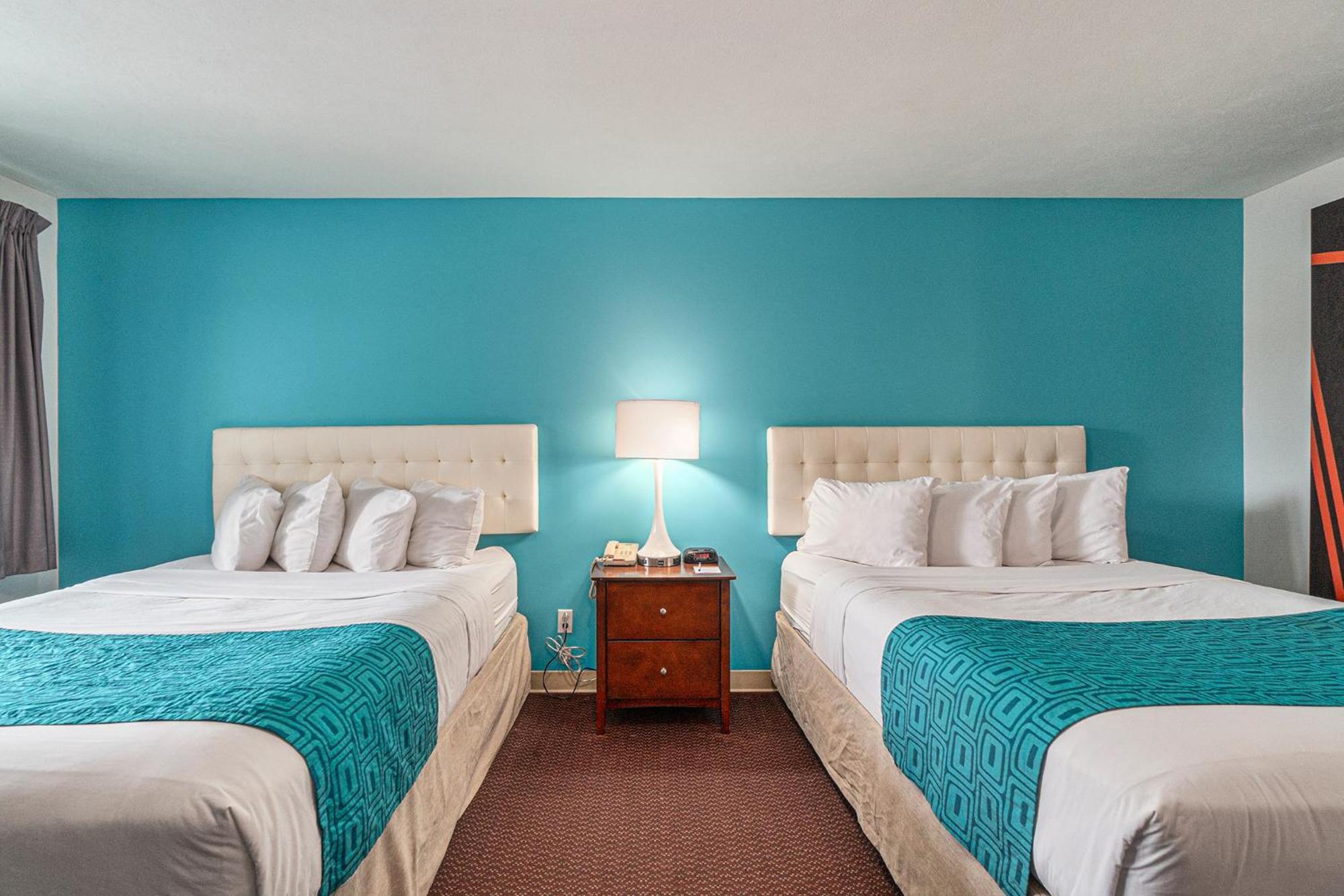 Howard Johnson By Wyndham Traverse City Eksteriør billede