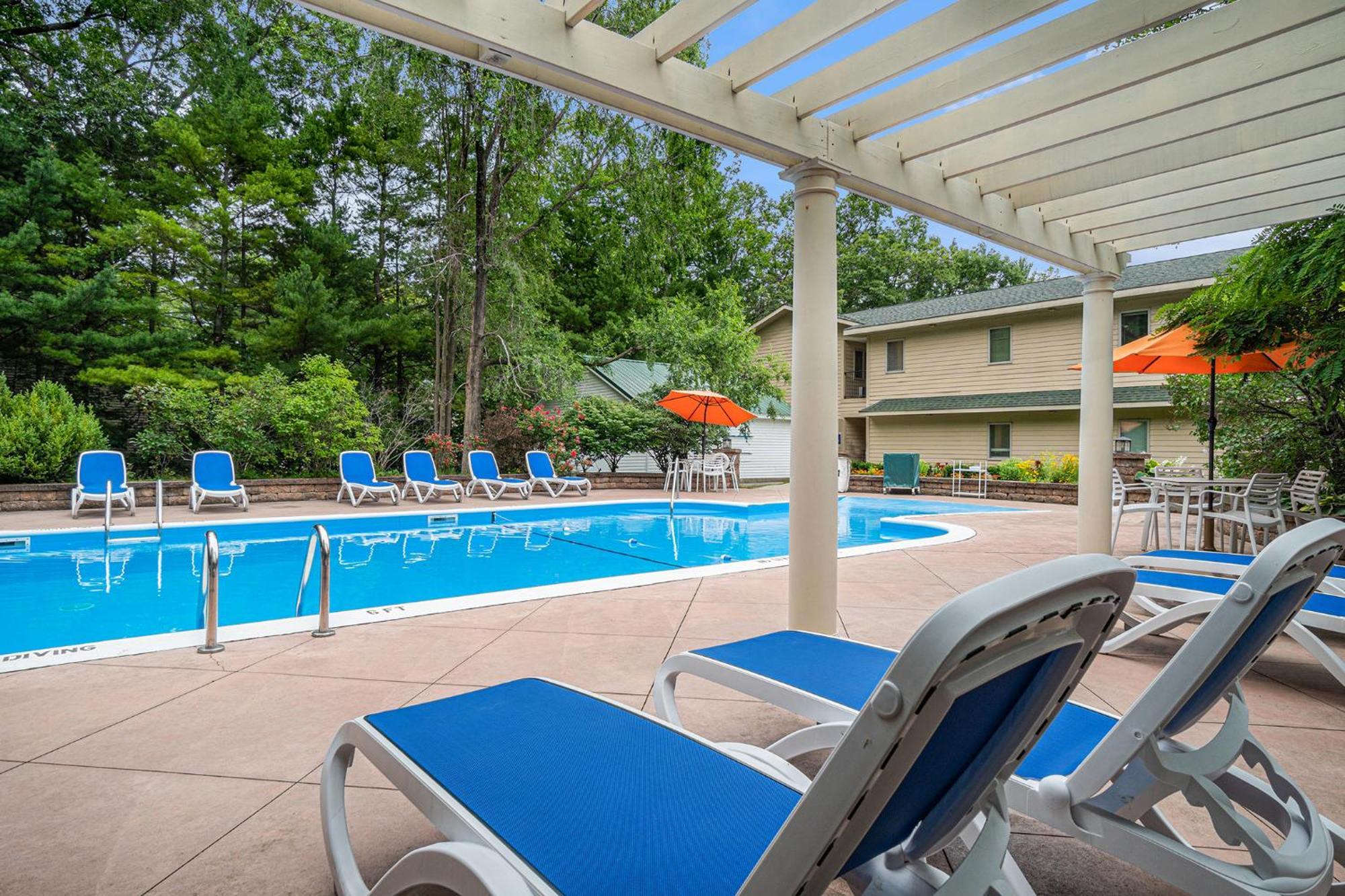 Howard Johnson By Wyndham Traverse City Eksteriør billede