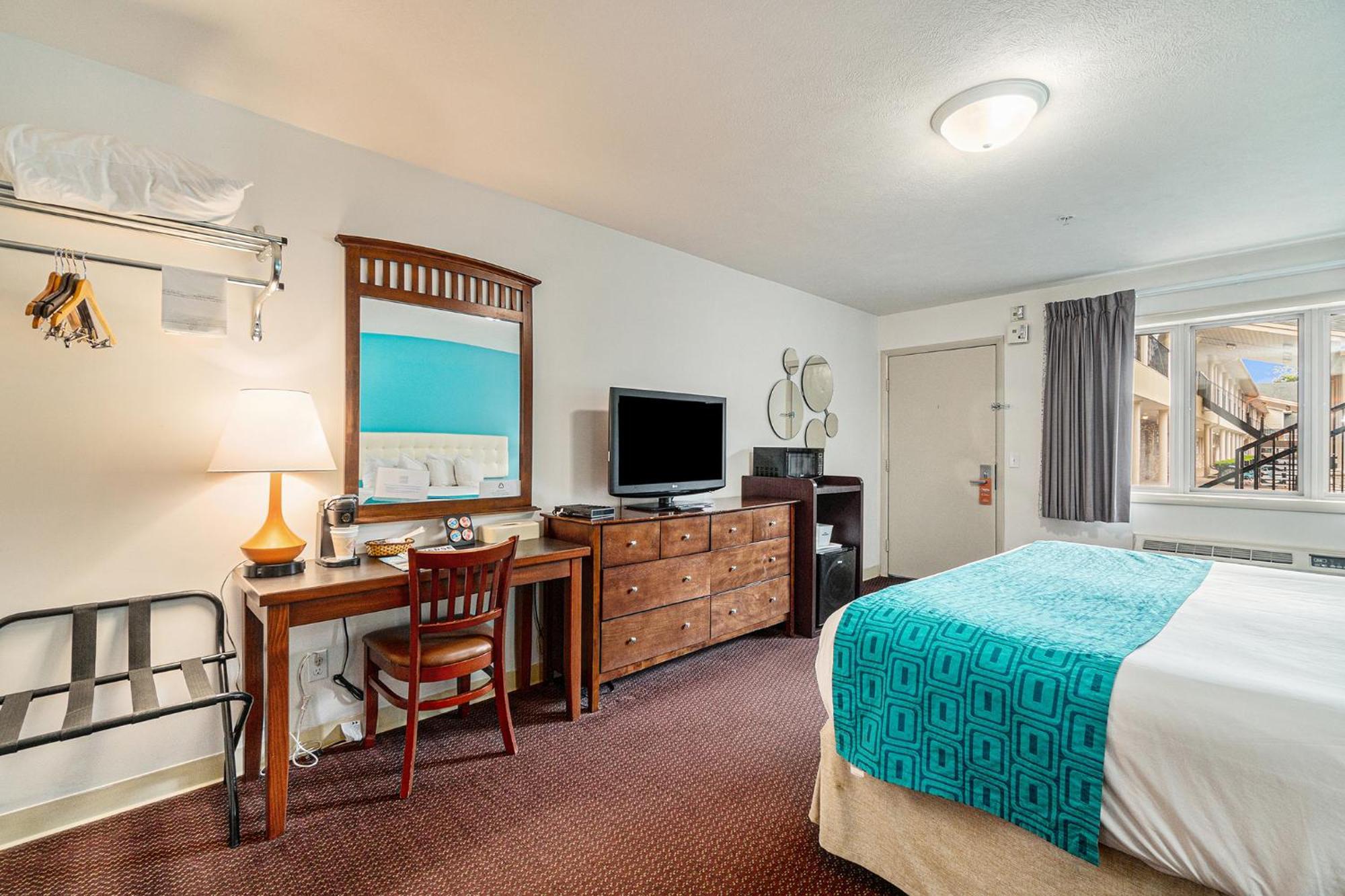 Howard Johnson By Wyndham Traverse City Eksteriør billede