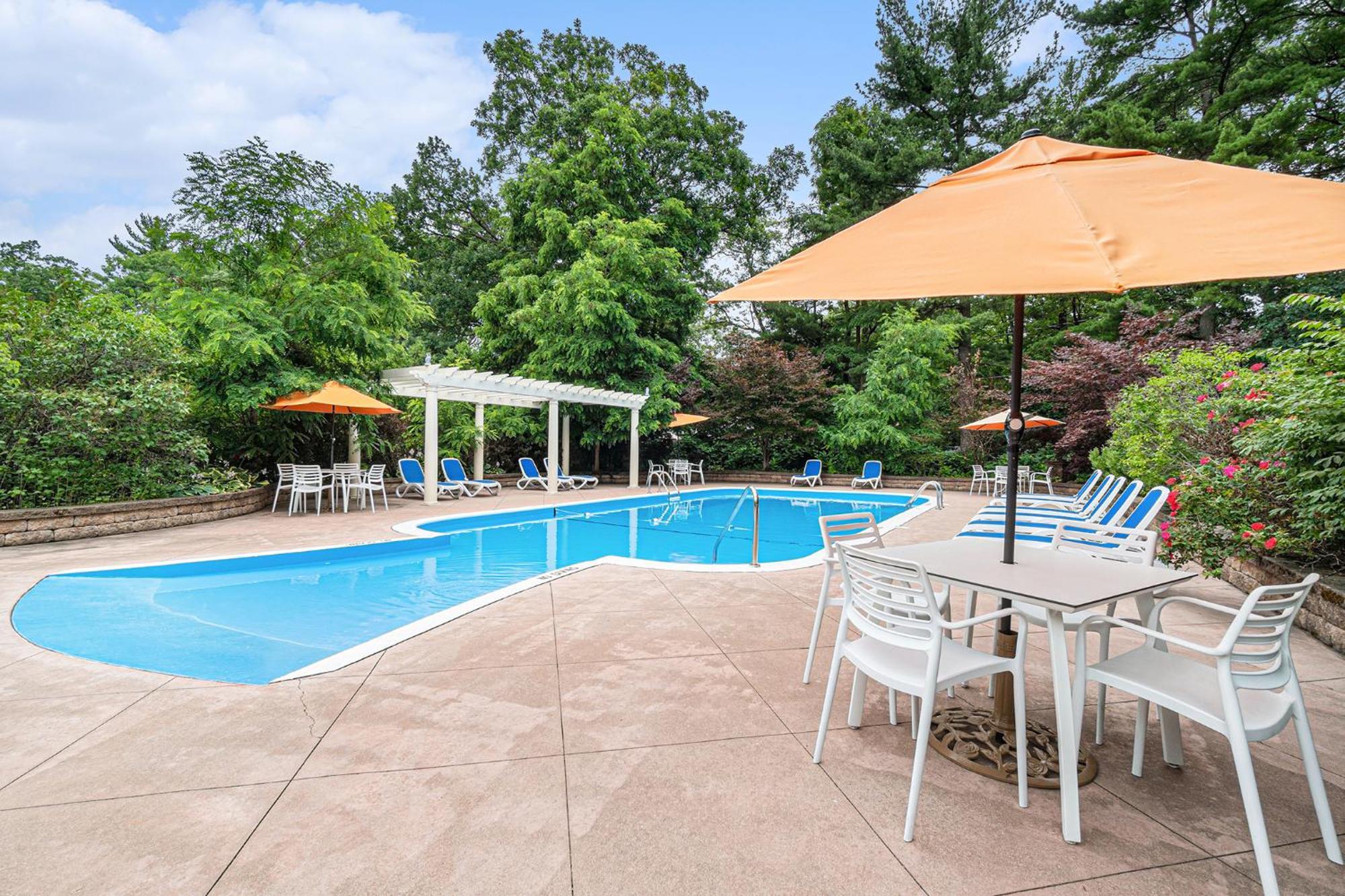 Howard Johnson By Wyndham Traverse City Eksteriør billede