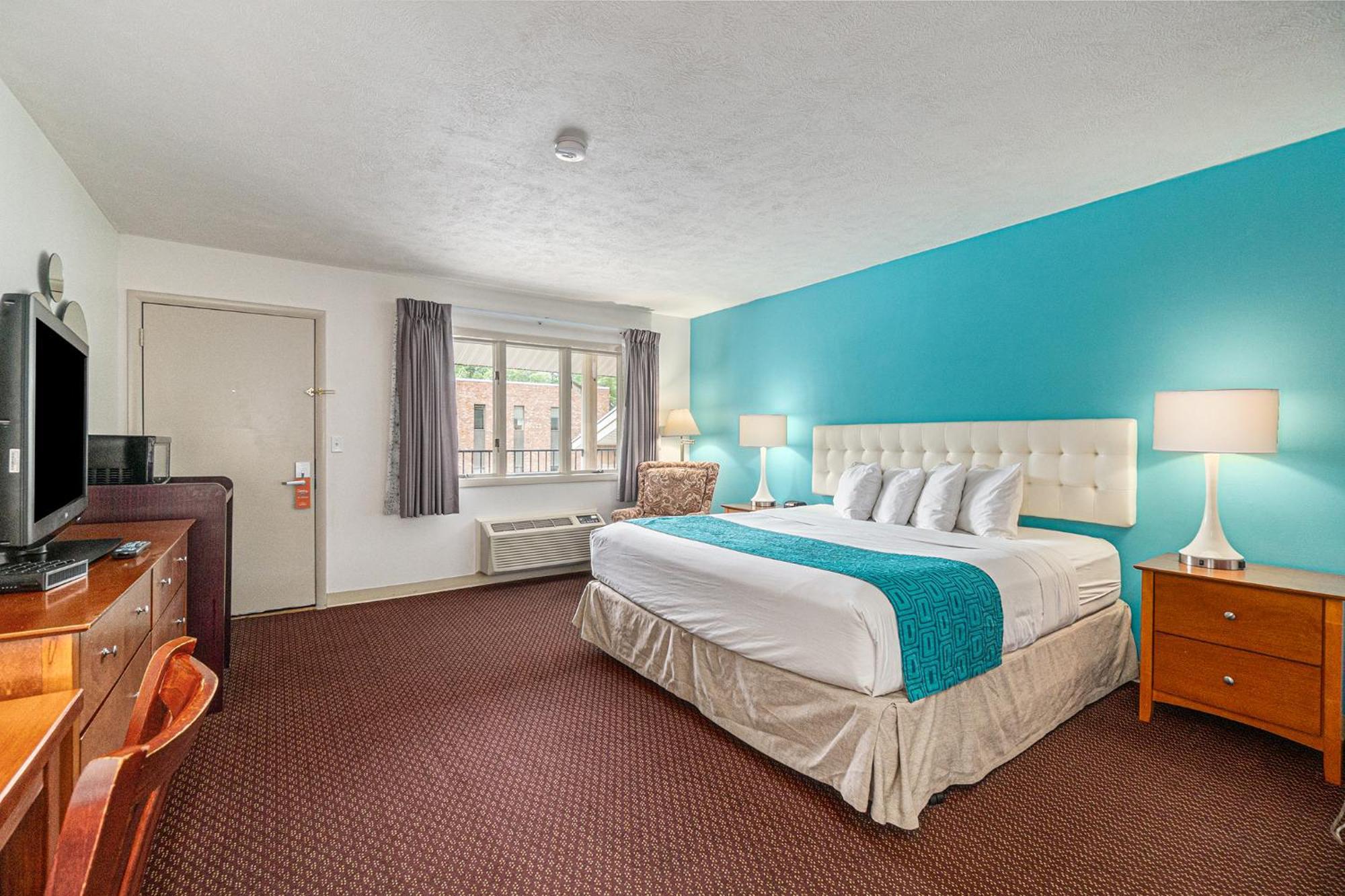 Howard Johnson By Wyndham Traverse City Eksteriør billede